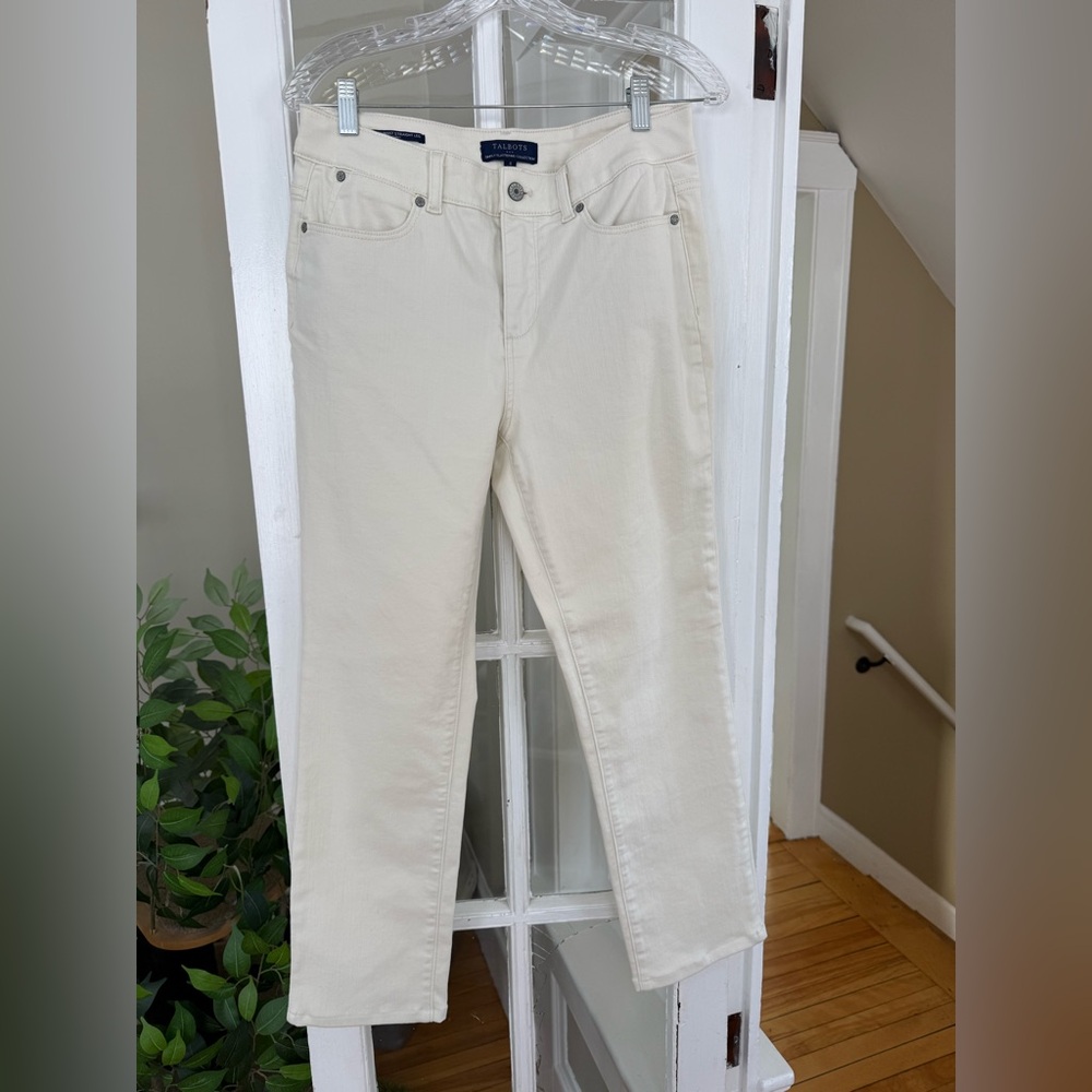 Women’s Talbots High Waist Straight Leg (curvy) Jean